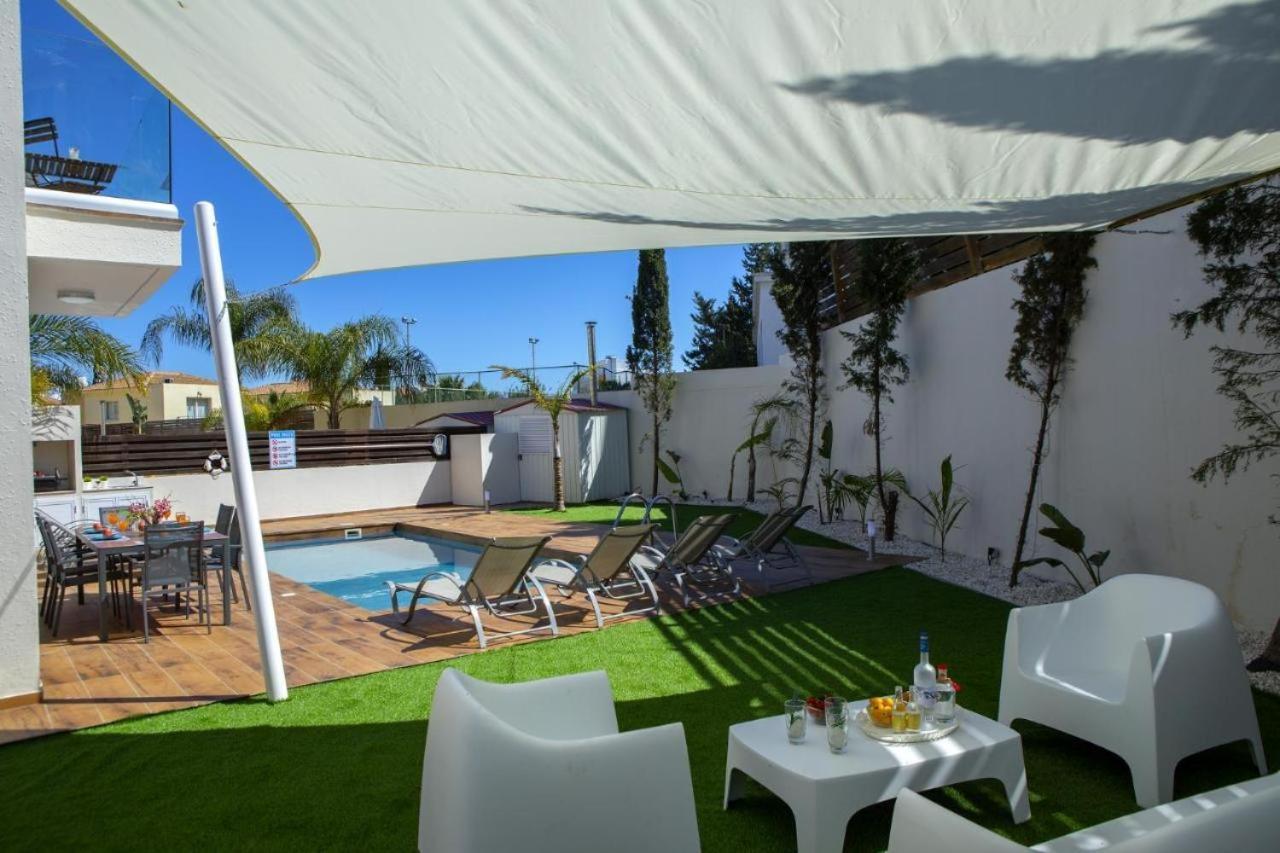 Tsokkos Family - Pool Garden 2' Walk To Vakantiehuis *